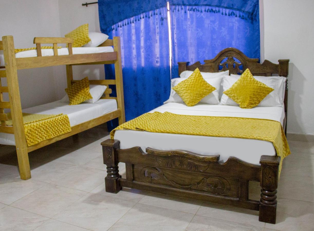 Mundihoteles Rodadero Platino 圣玛尔塔 外观 照片